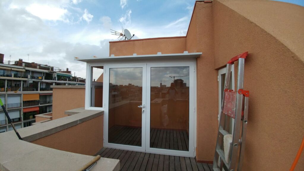 Instalación de ventanas de aluminio y PVC L'Eixample